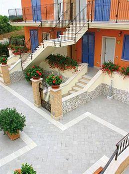 Hotel Il Borghetto Cupra Marittima Exterior foto